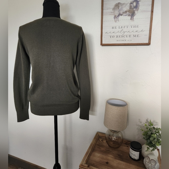 HOLLISTER VINTAGE CREWNECK SWEATER - Picture 4 of 5